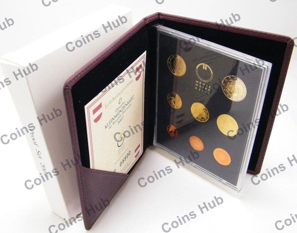 Annual set with €2 commemoratives