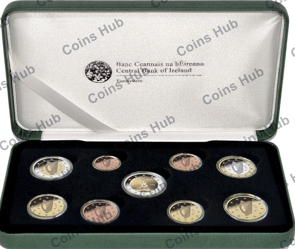 Annual set with €2 commemoratives