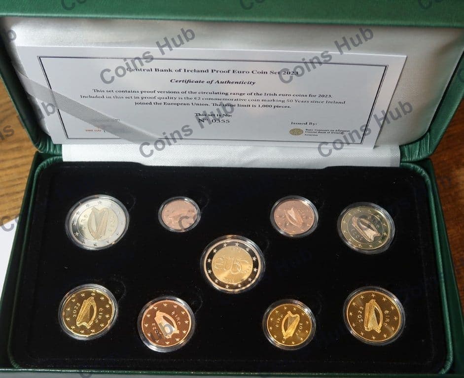Annual set with €2 commemoratives
