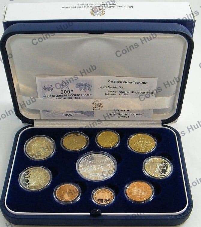 Annual set with €2 commemoratives