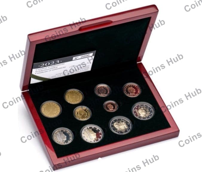Annual set with €2 commemoratives