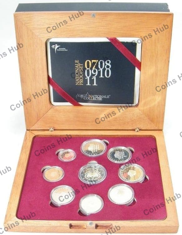 Annual set with €2 commemoratives
