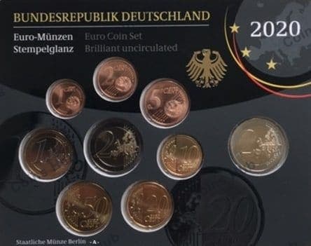 Annual set with €2 commemoratives