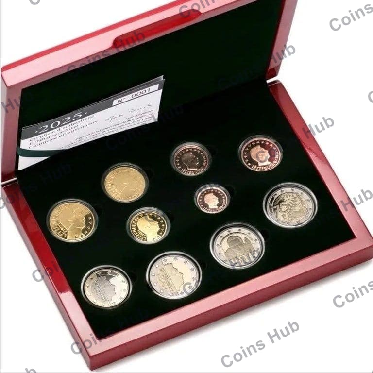 Annual set with €2 commemoratives